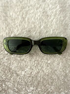 NWOT Green Sunglasses
